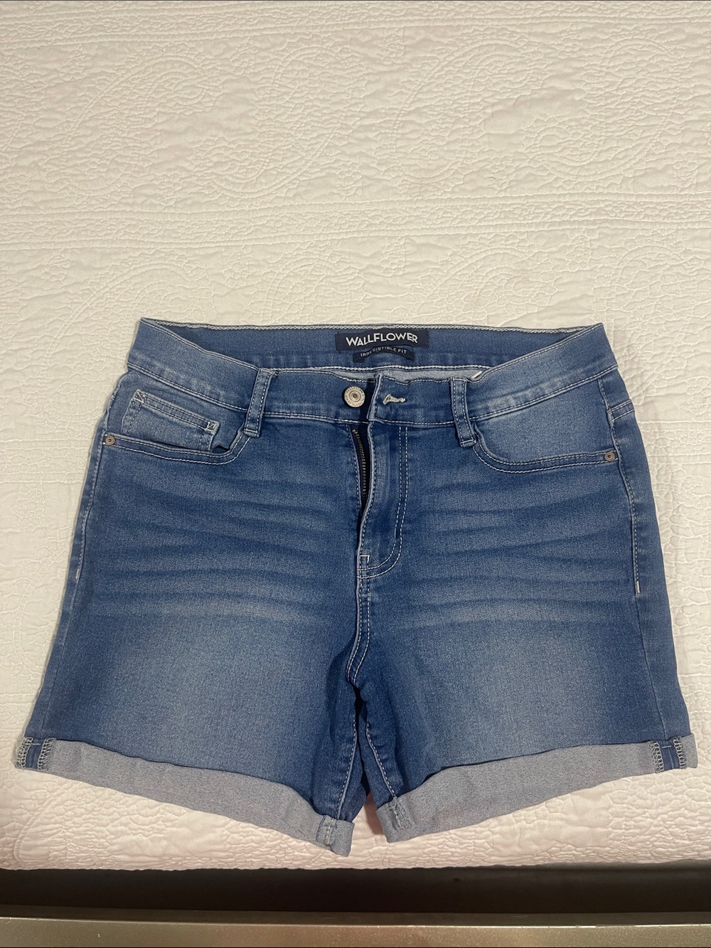 Wallflower Medium Blue Rolled-Hem Jean Shorts